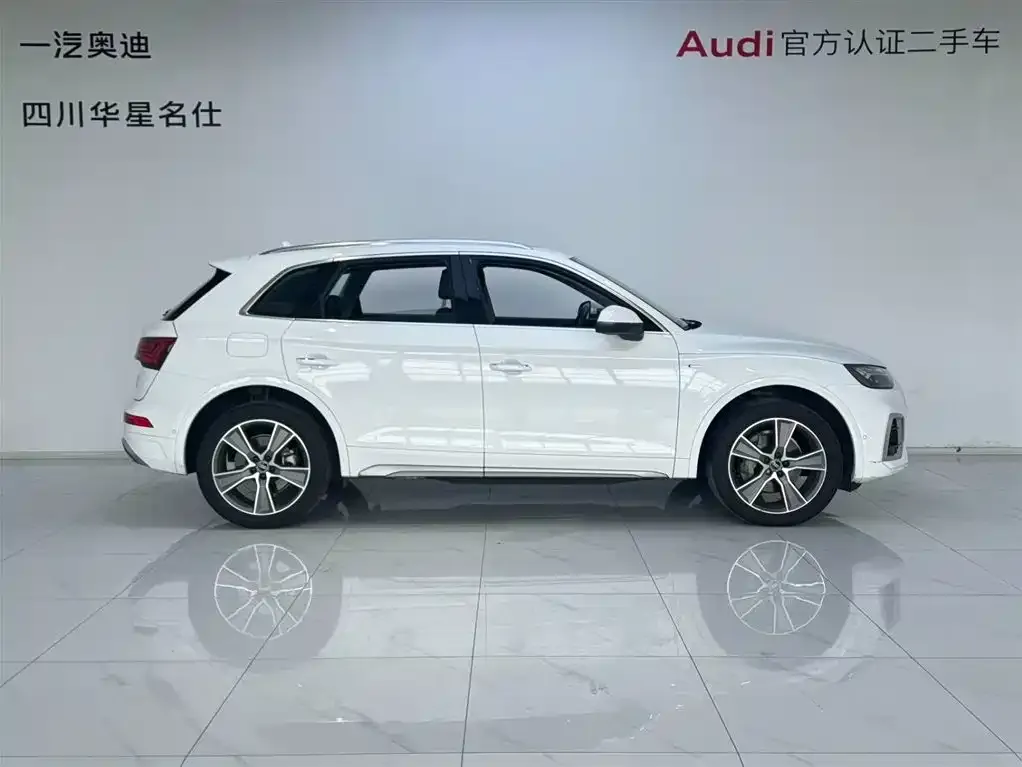 Audi Q5L — фото 2