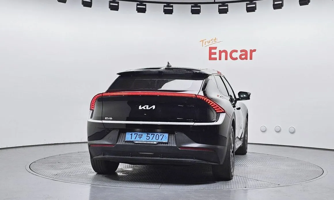 Kia EV6 — фото 3