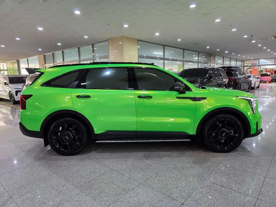 Kia Sorento — фото 7