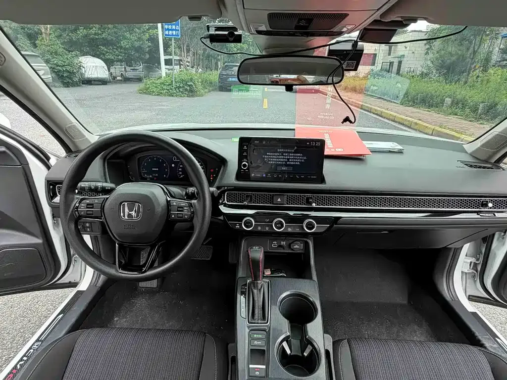 Honda Civic — фото 5