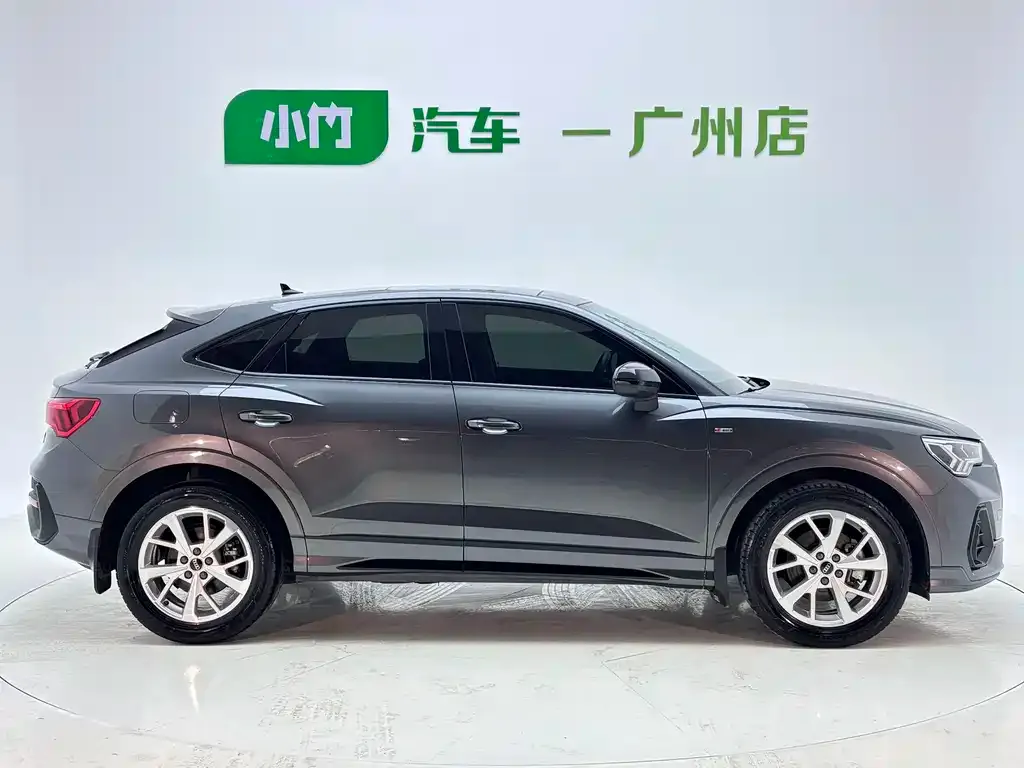 Audi Q3 Sportback — фото 8