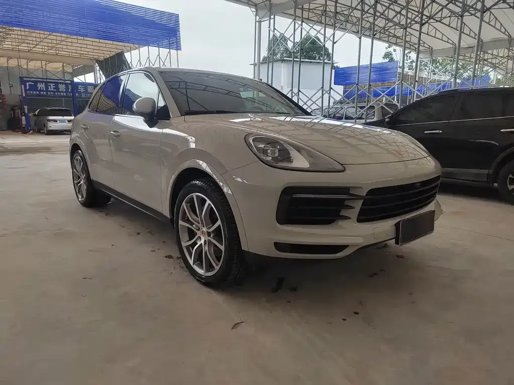 Porsche Cayenne — фото 3
