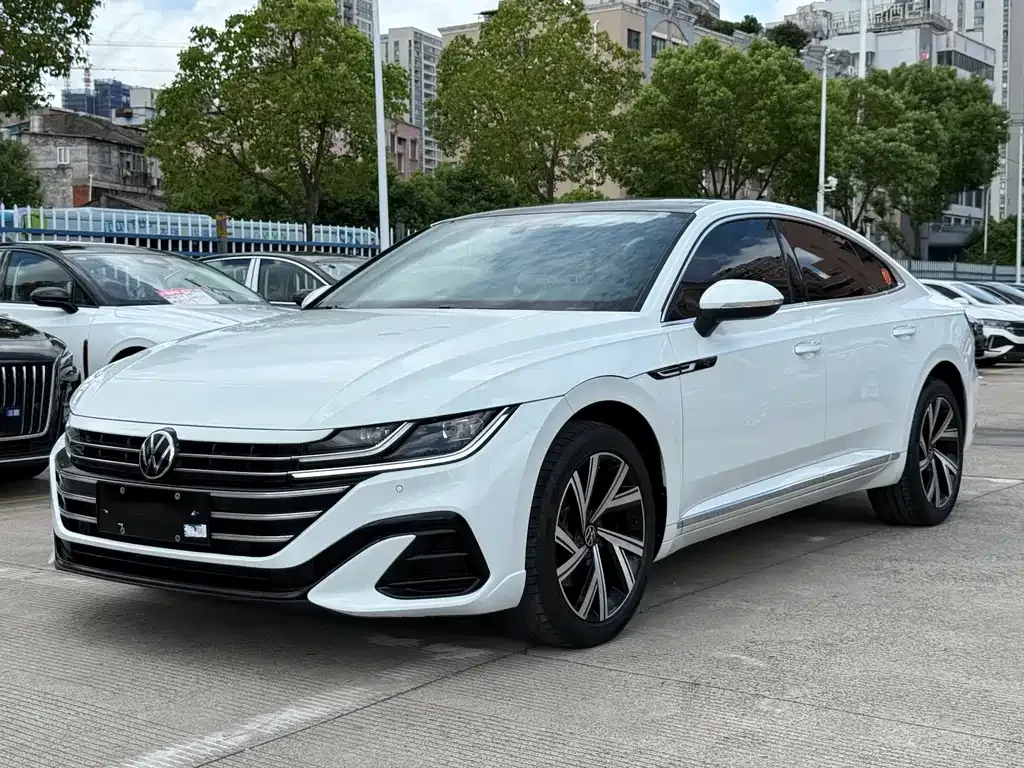Volkswagen CC — фото 1