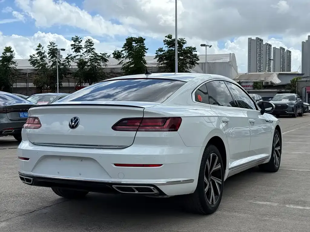 Volkswagen CC — фото 2
