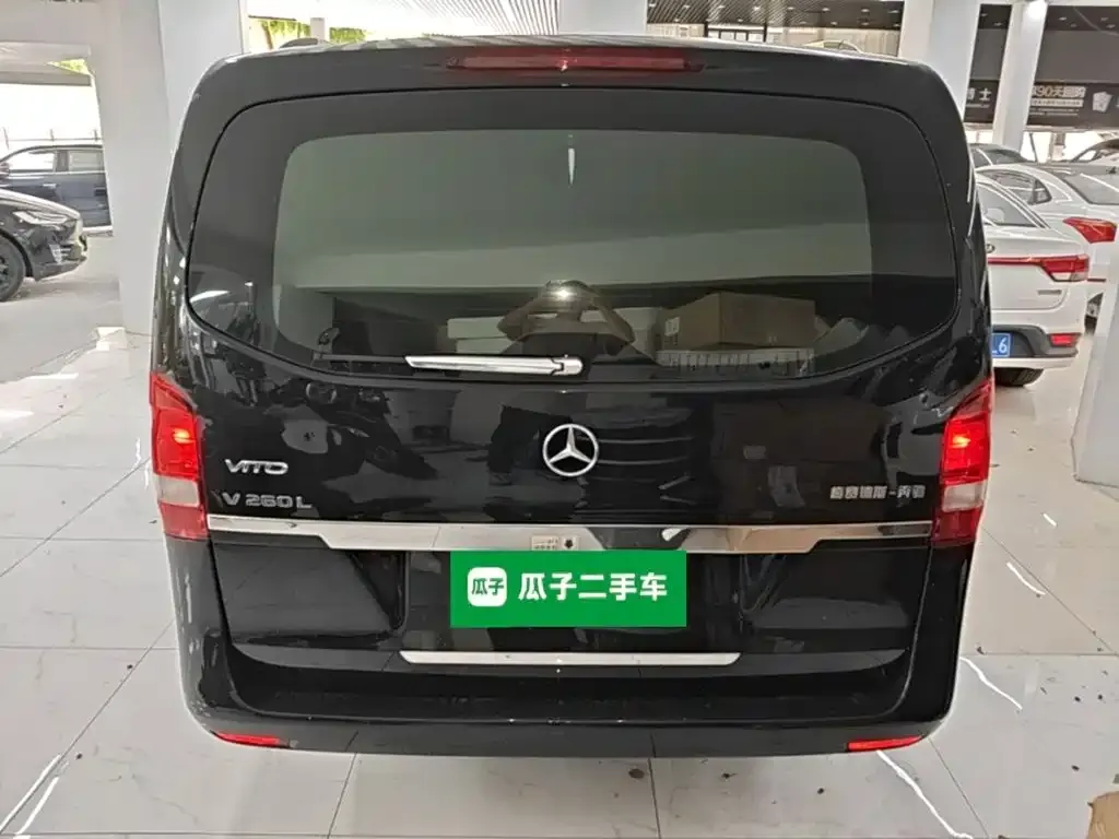 Mercedes-Benz Vito — фото 5