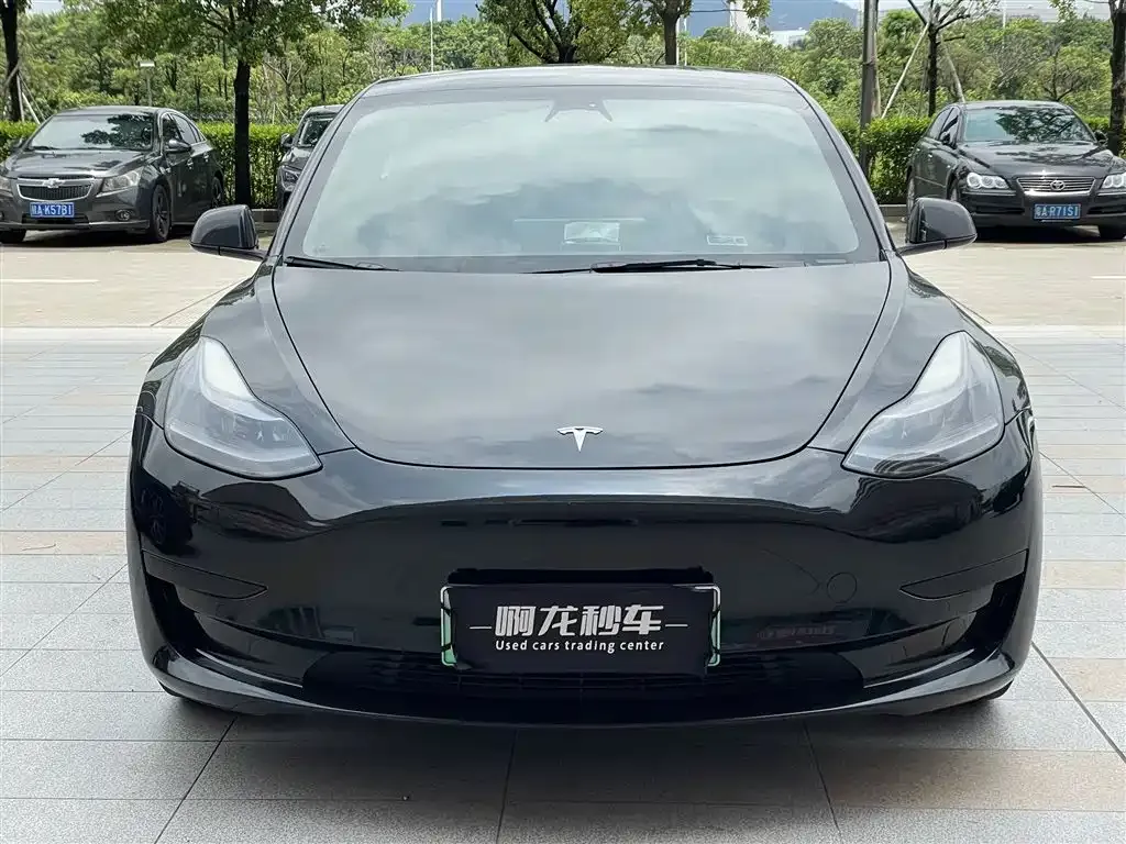 Tesla Model 3 — фото 6