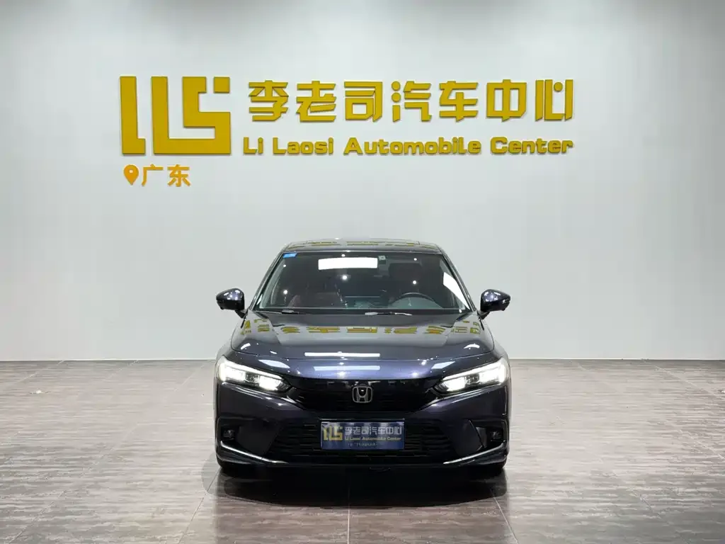 Honda Civic — фото 2