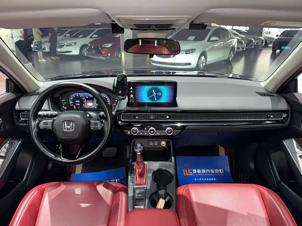 Honda Civic — фото 5
