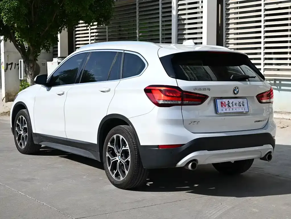 BMW X1 — фото 2