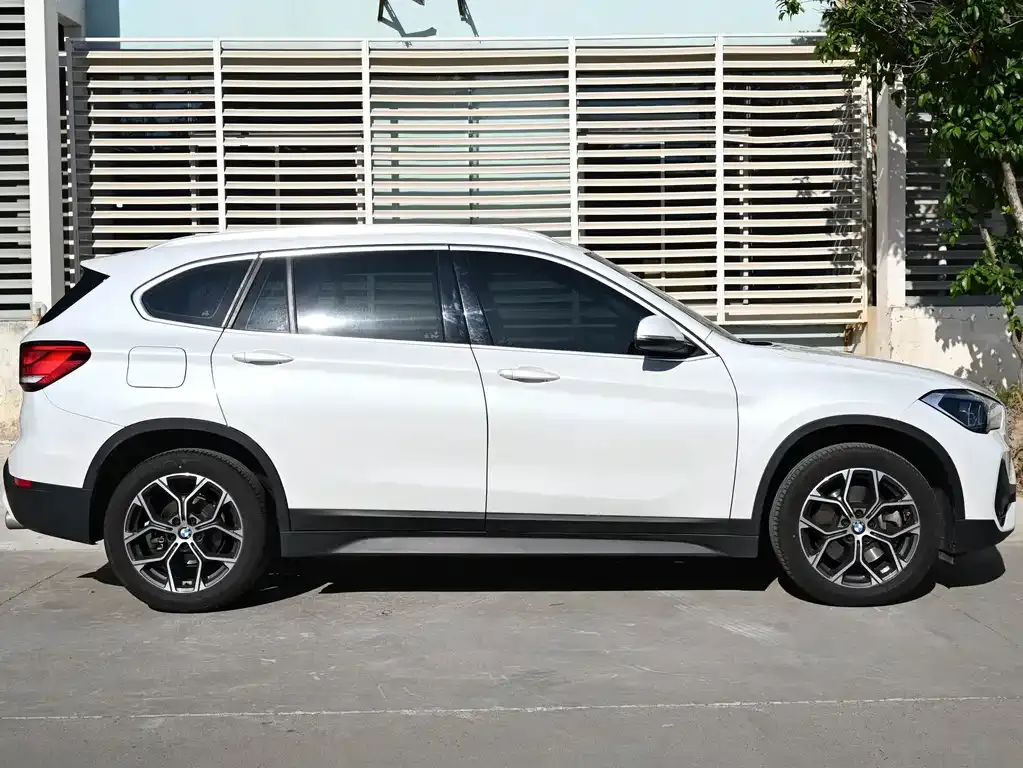BMW X1 — фото 4