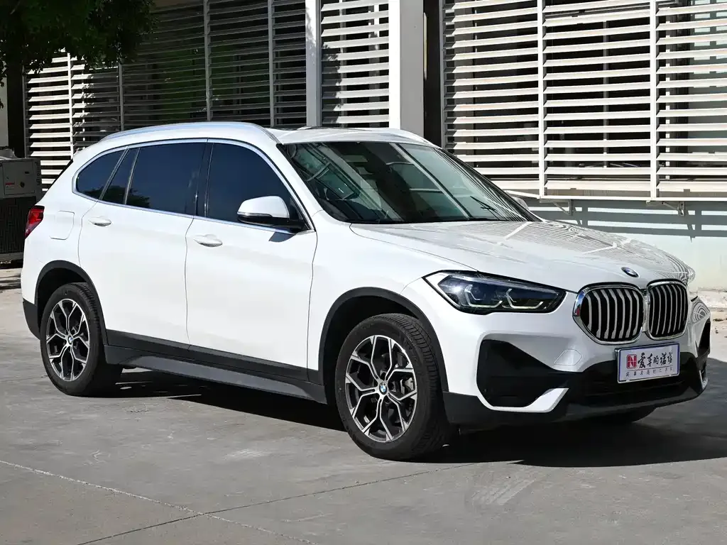 BMW X1 — фото 3