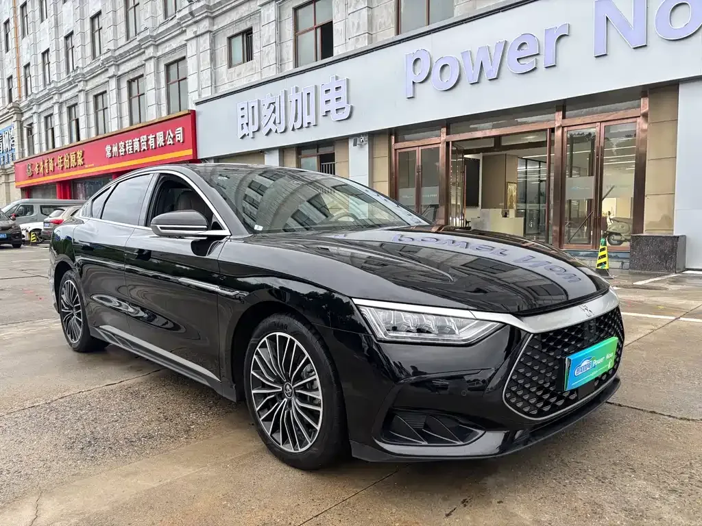 BYD Han — фото 10