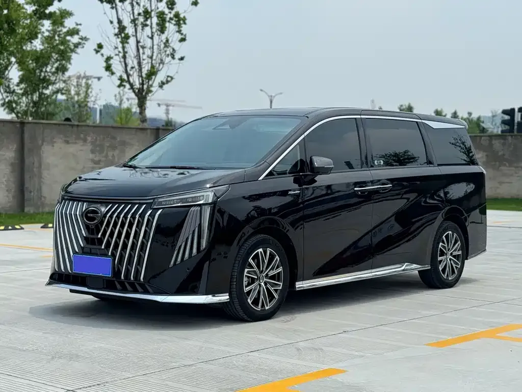 GAC Motor Trumpchi M8 — фото 1
