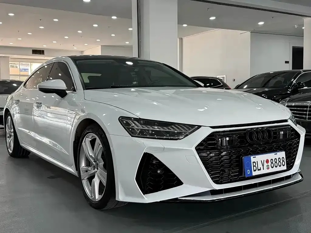 Audi A7L — фото 9