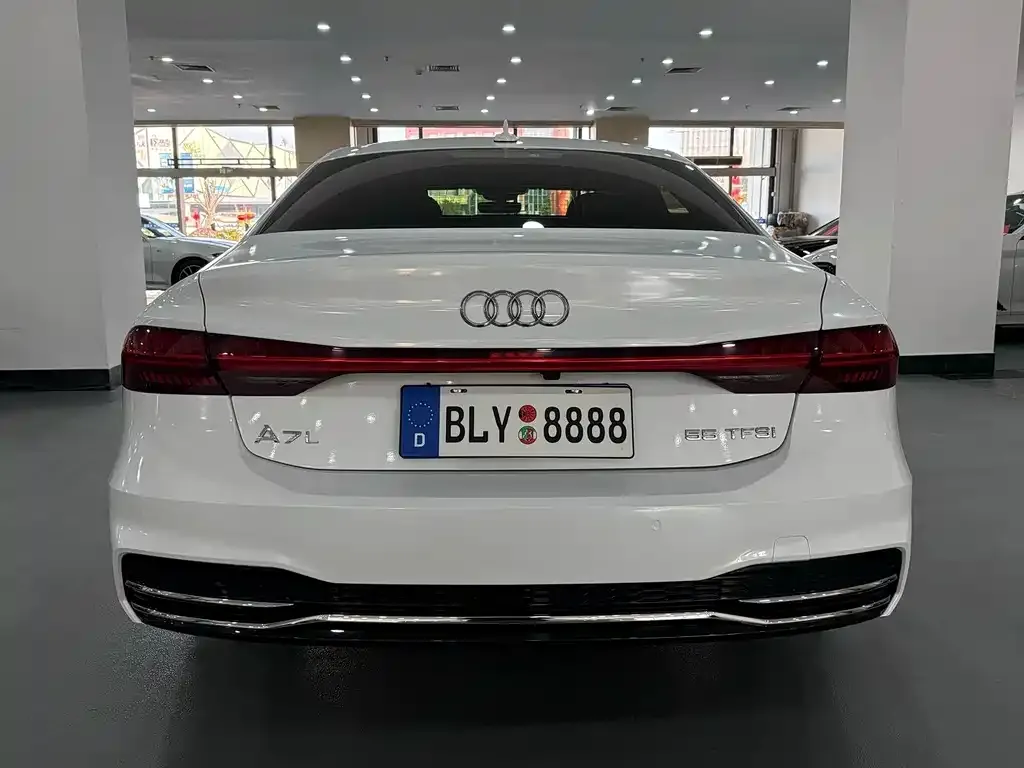 Audi A7L — фото 3