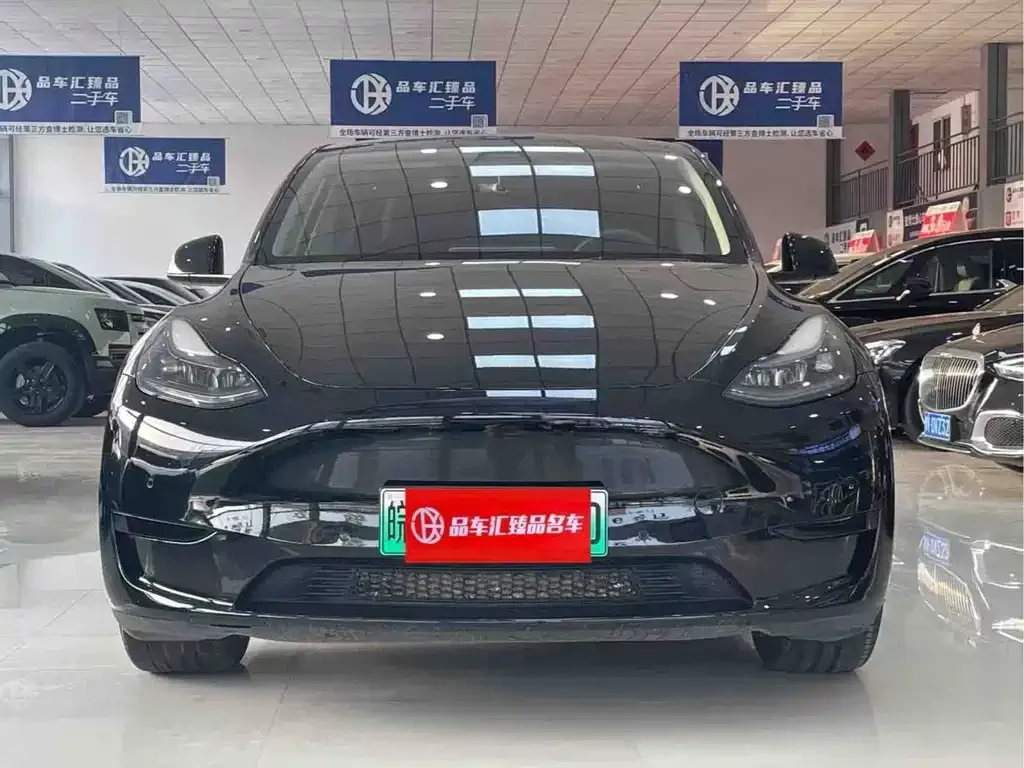 Tesla Model Y — фото 3