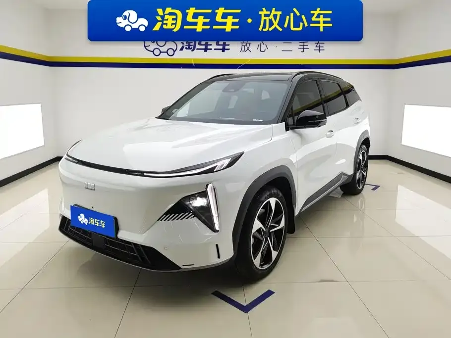 Geely Galaxy L7 — фото 1