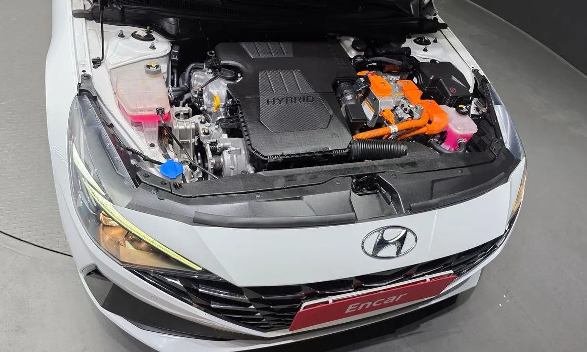 Hyundai AVANTE — фото 2
