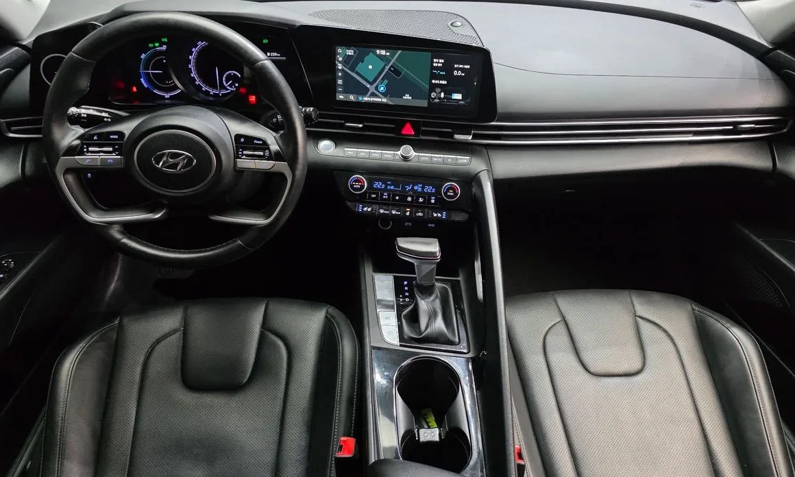 Hyundai AVANTE — фото 9