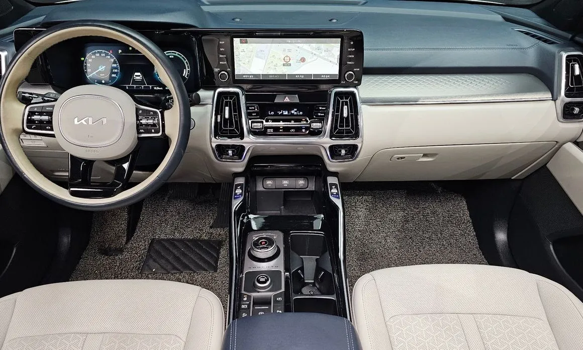 Kia Sorento — фото 8