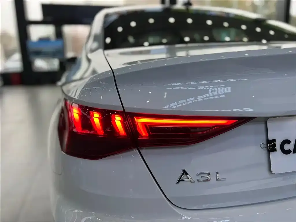 Audi A3 — фото 10