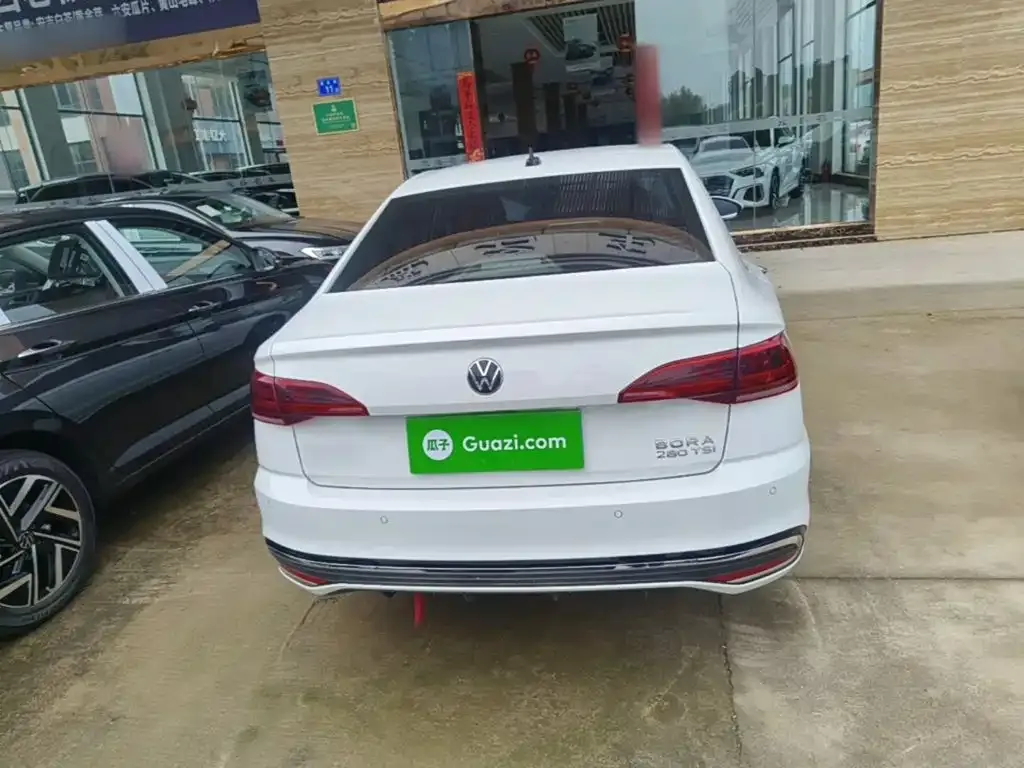 Volkswagen Bora 2024 из CN, фото 8