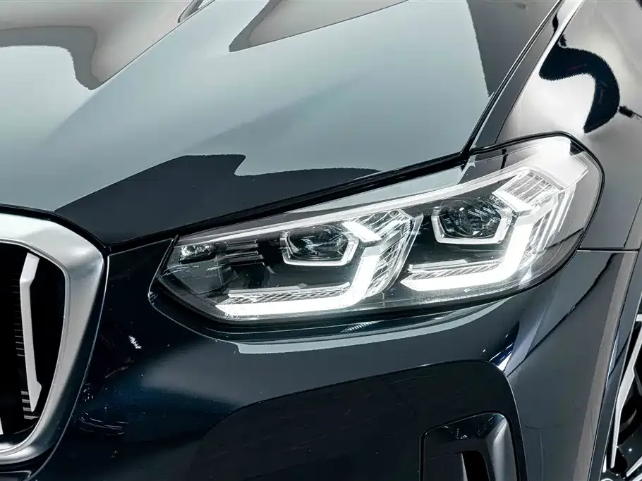 BMW X3 — фото 8