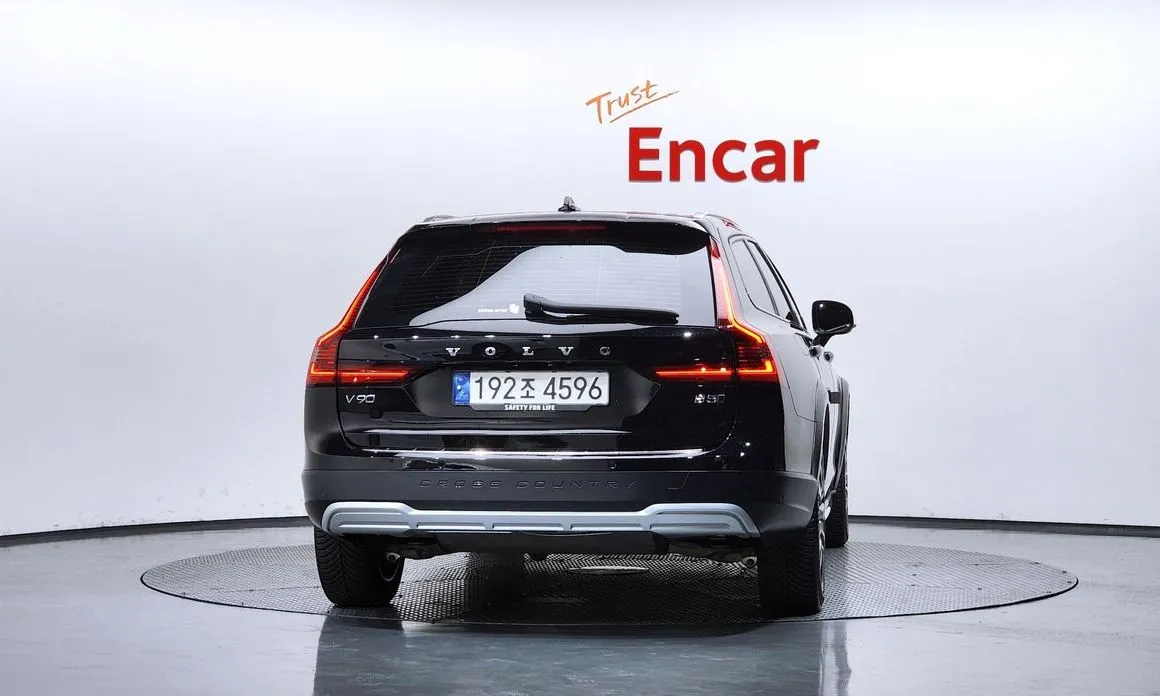 Volvo V90 2024 из KR, фото 2
