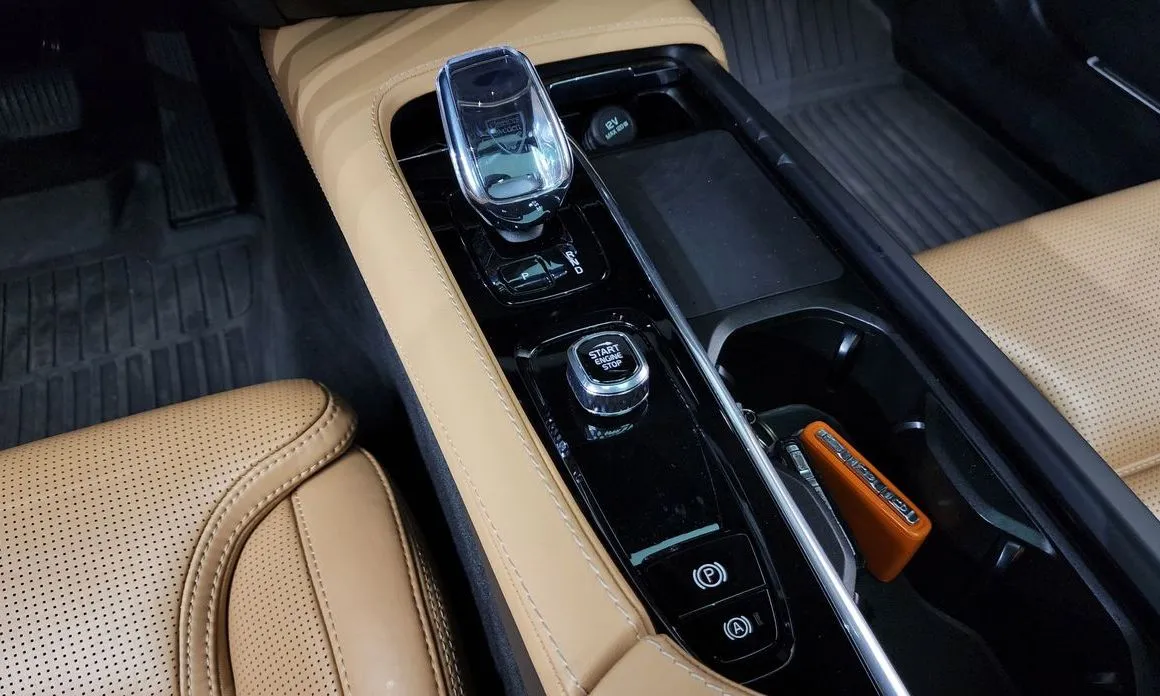 Volvo V90 2024 из KR, фото 4