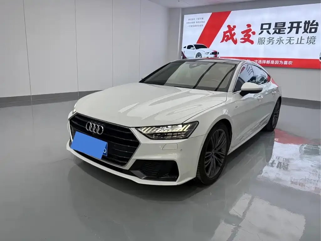 Audi A7 — фото 1