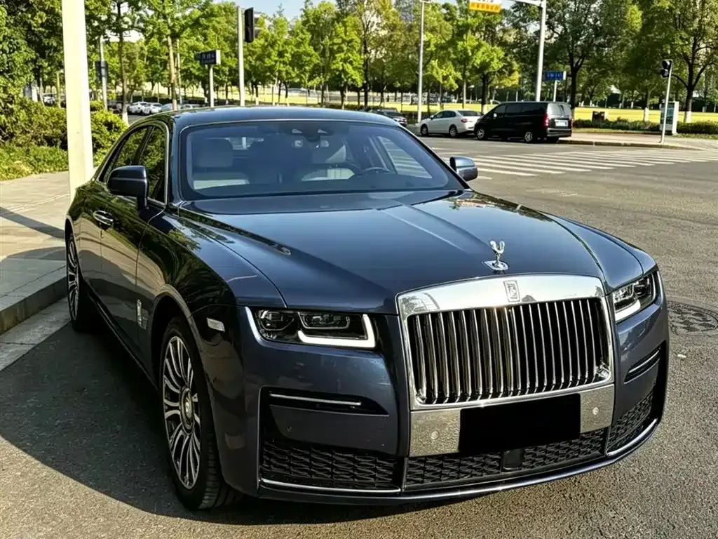 Rolls-Royce Ghost — фото 8