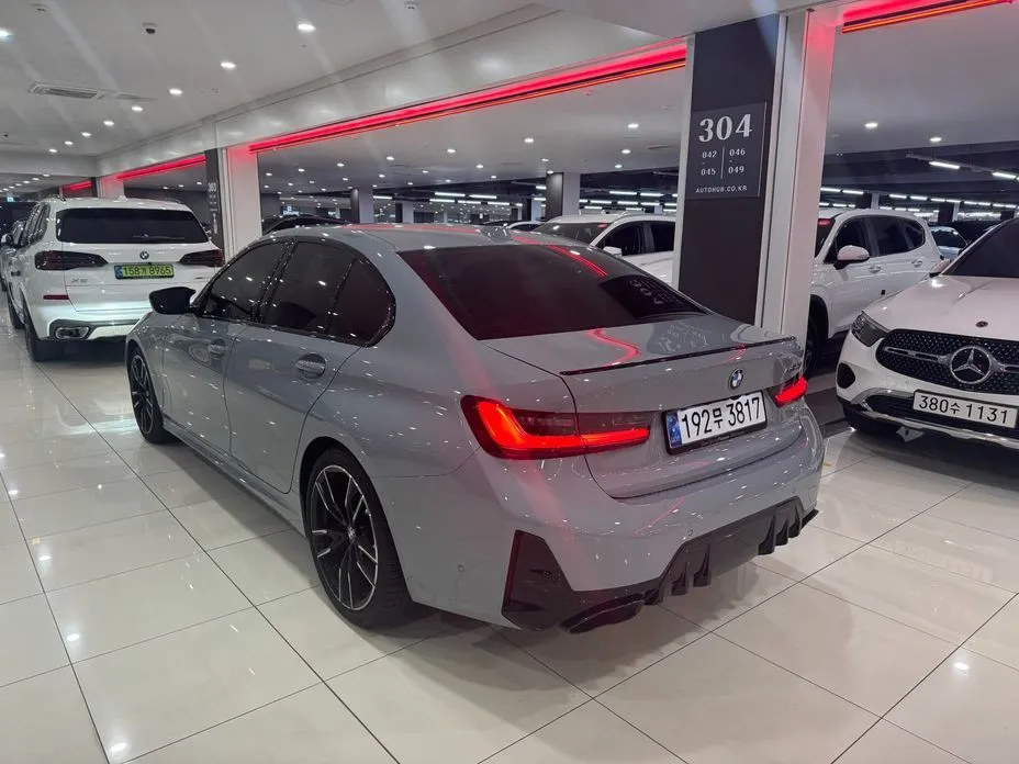 BMW 3-Series 2024 из KR, фото 4
