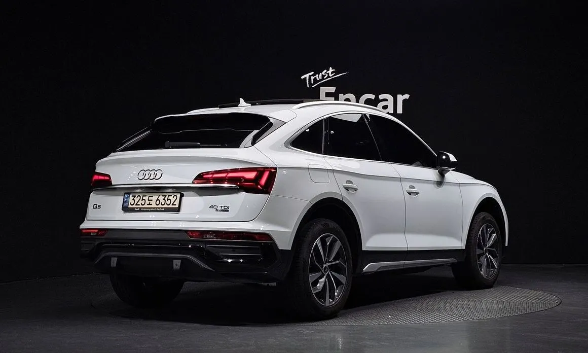 Audi Q5 2022 из KR, фото 8