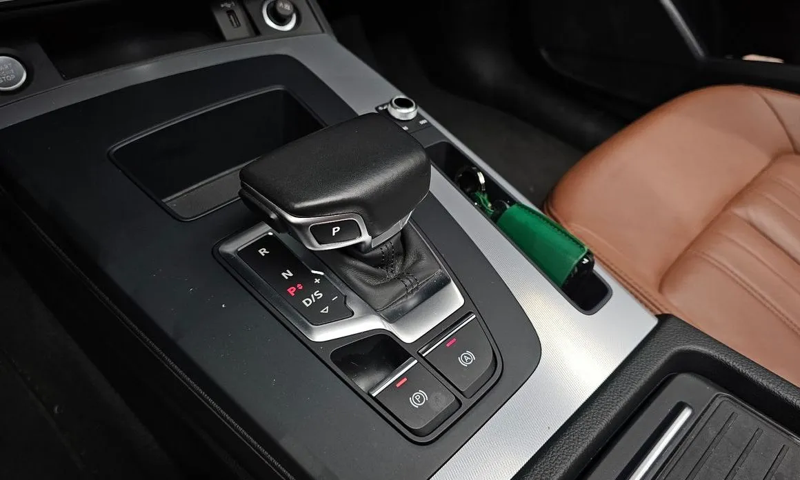 Audi Q5 2022 из KR, фото 5