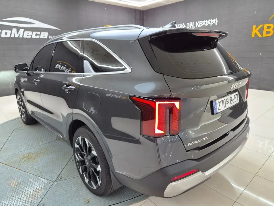 Kia Sorento — фото 4