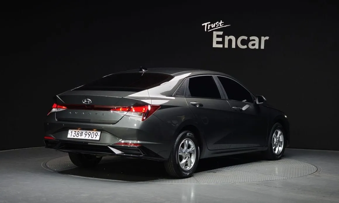 Hyundai AVANTE — фото 2