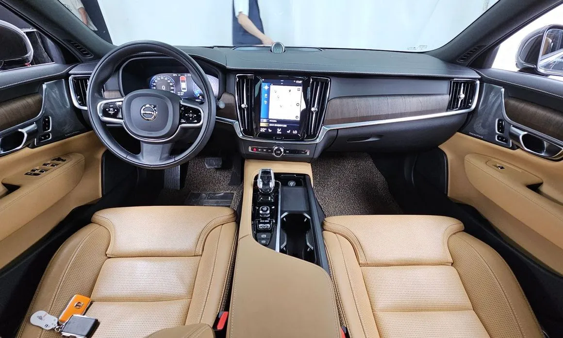 Volvo S90 2021 из KR, фото 9