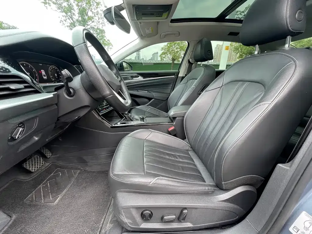 Volkswagen Passat — фото 3