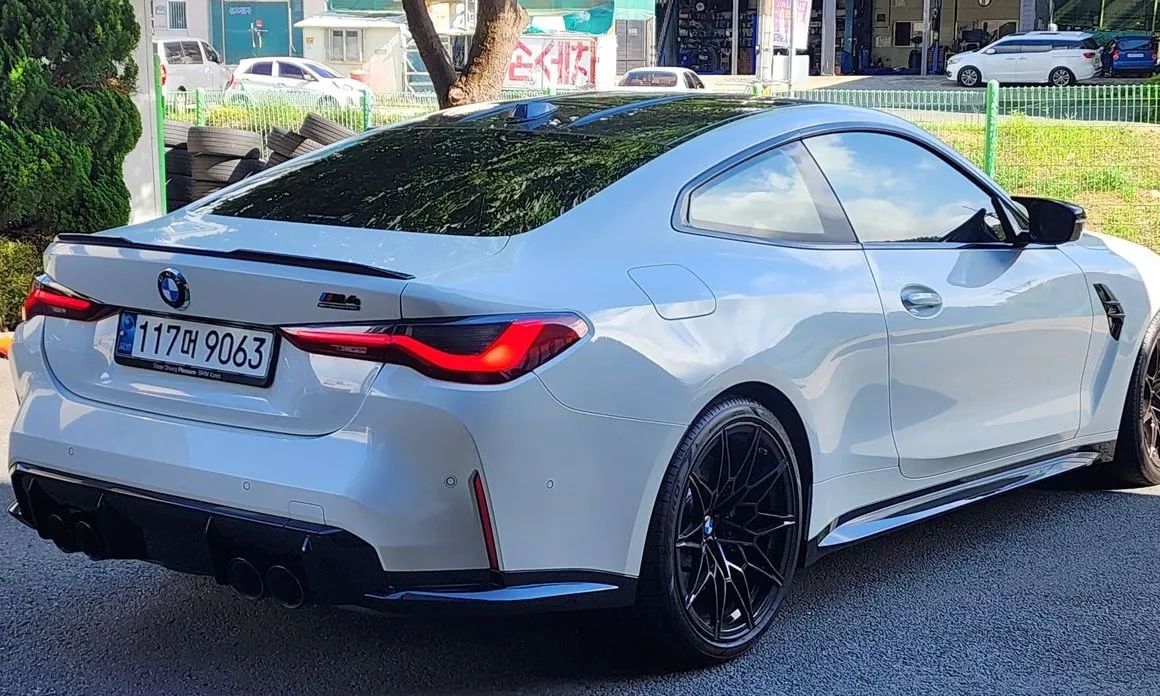 BMW M4 — фото 8