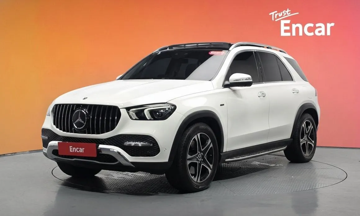 Mercedes-Benz GLE-Class — фото 1