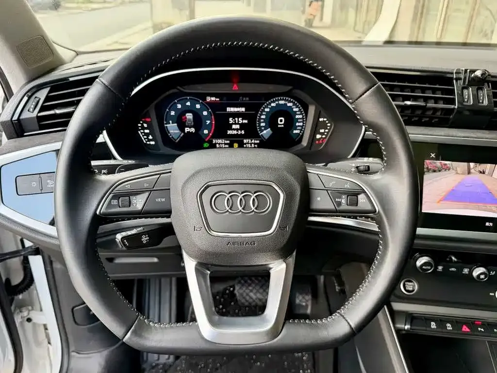Audi Q3 — фото 6