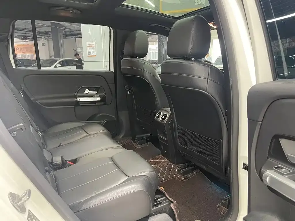 Mercedes-Benz GLB 2021 из CN, фото 10