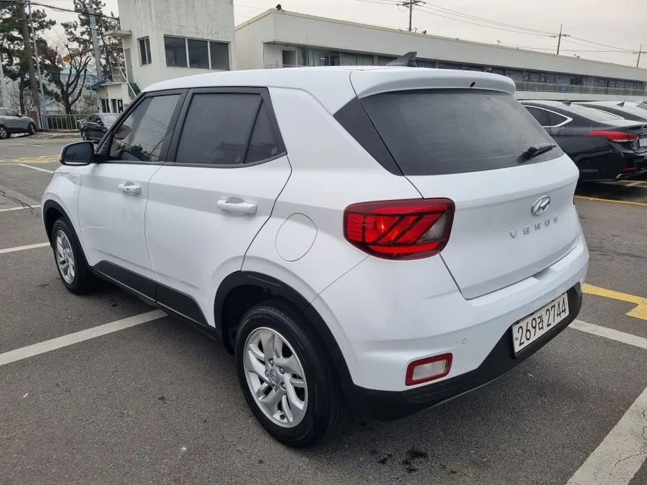 Hyundai Venue 2022 из KR, фото 10