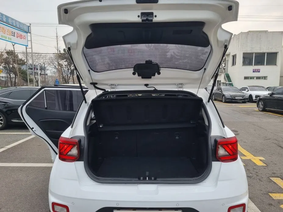 Hyundai Venue 2022 из KR, фото 8