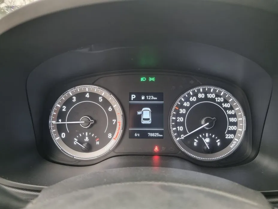 Hyundai Venue 2022 из KR, фото 3
