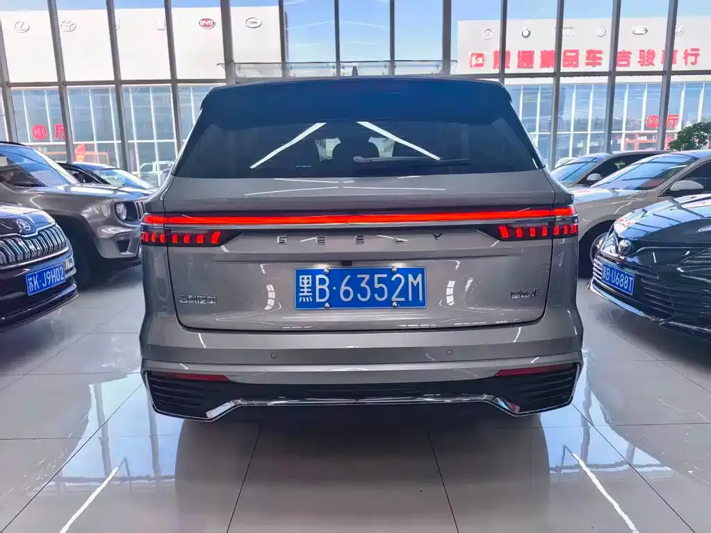 Geely Xingyue L — фото 3