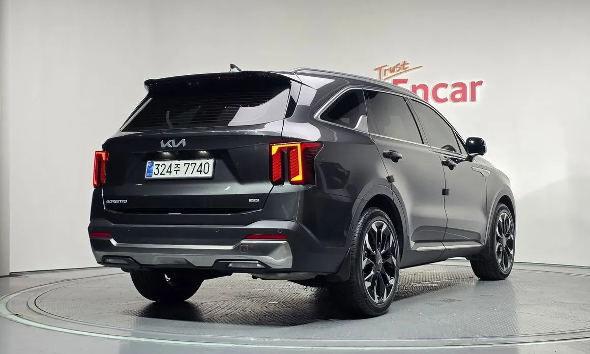 Kia Sorento — фото 5