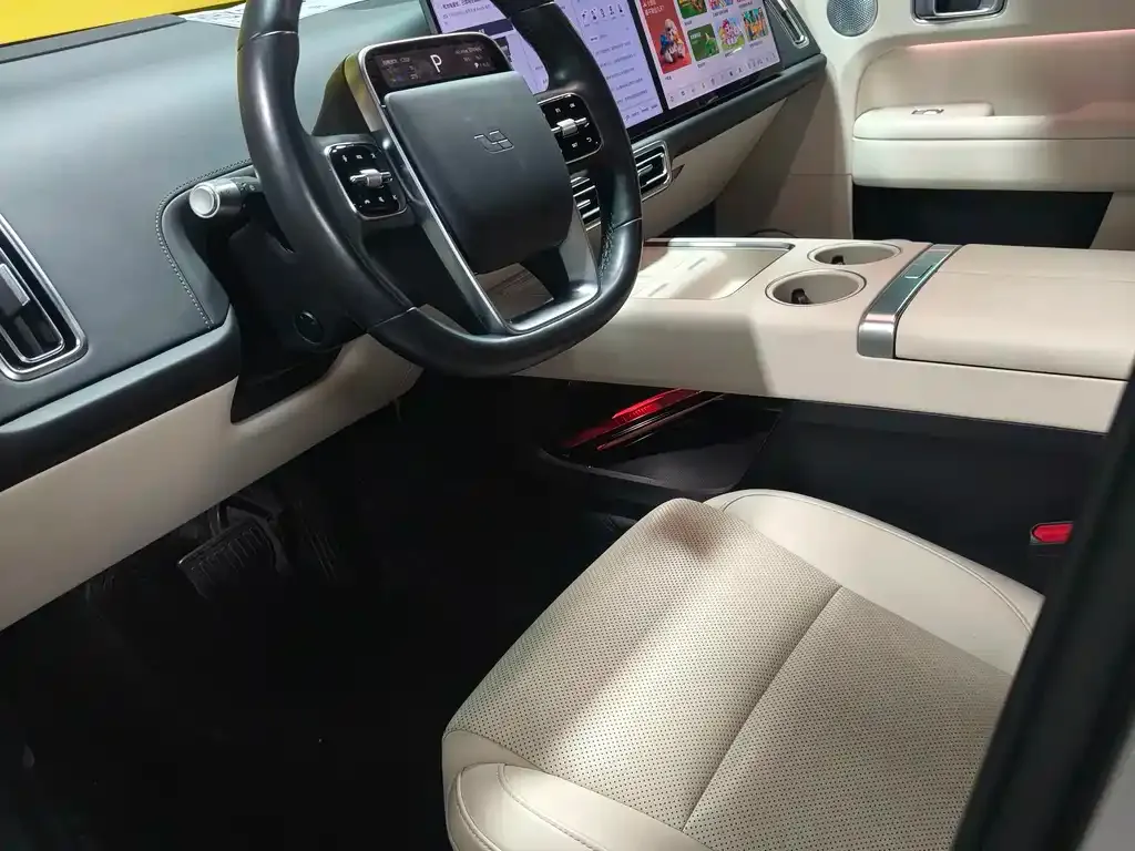 Li Auto L6 2024 из CN, фото 5