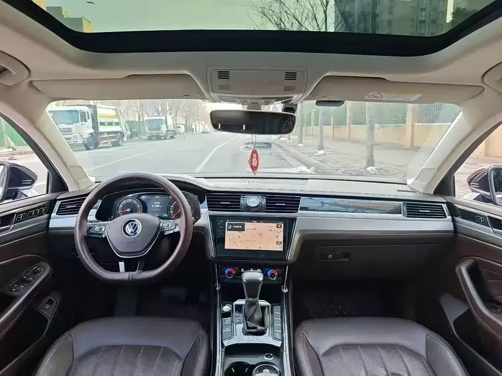 Volkswagen Phideon — фото 4