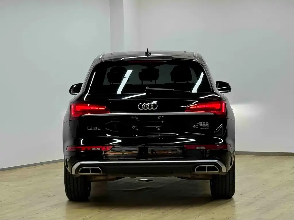 Audi Q5L — фото 2